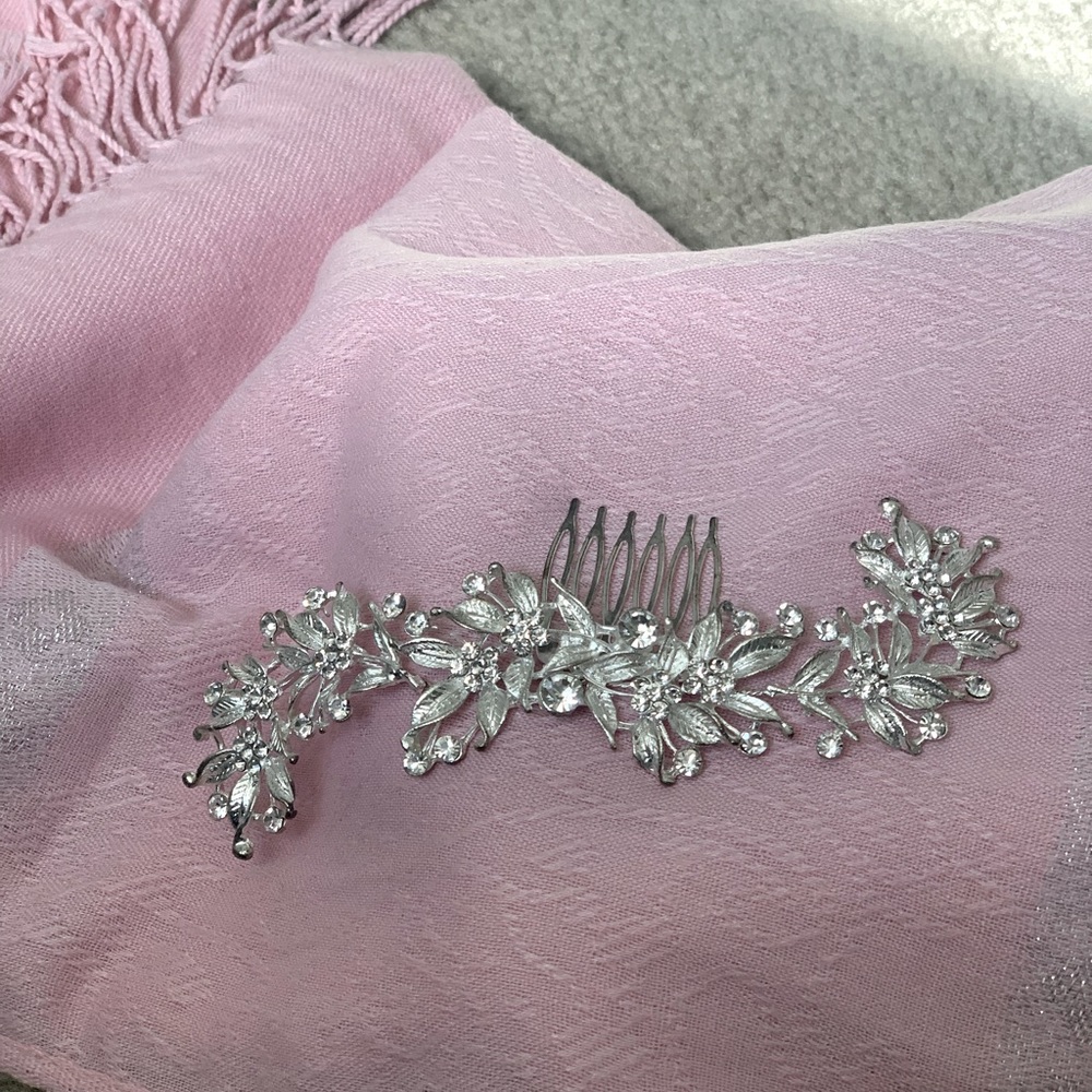 Bridal/ formal hair comb